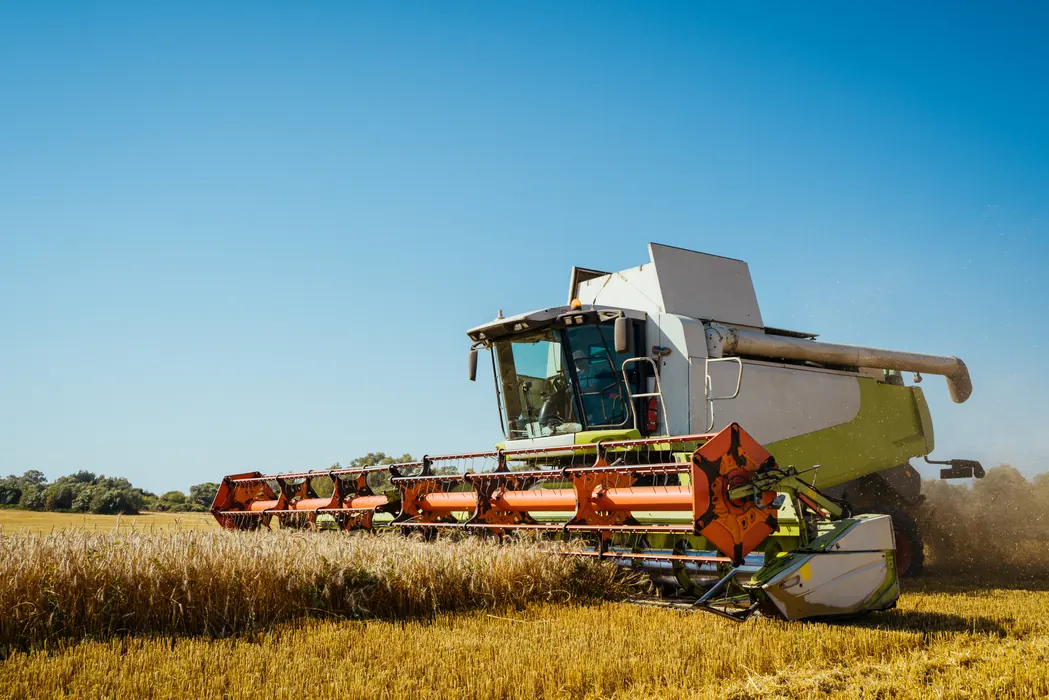 Máquinas agrícolas e industriais