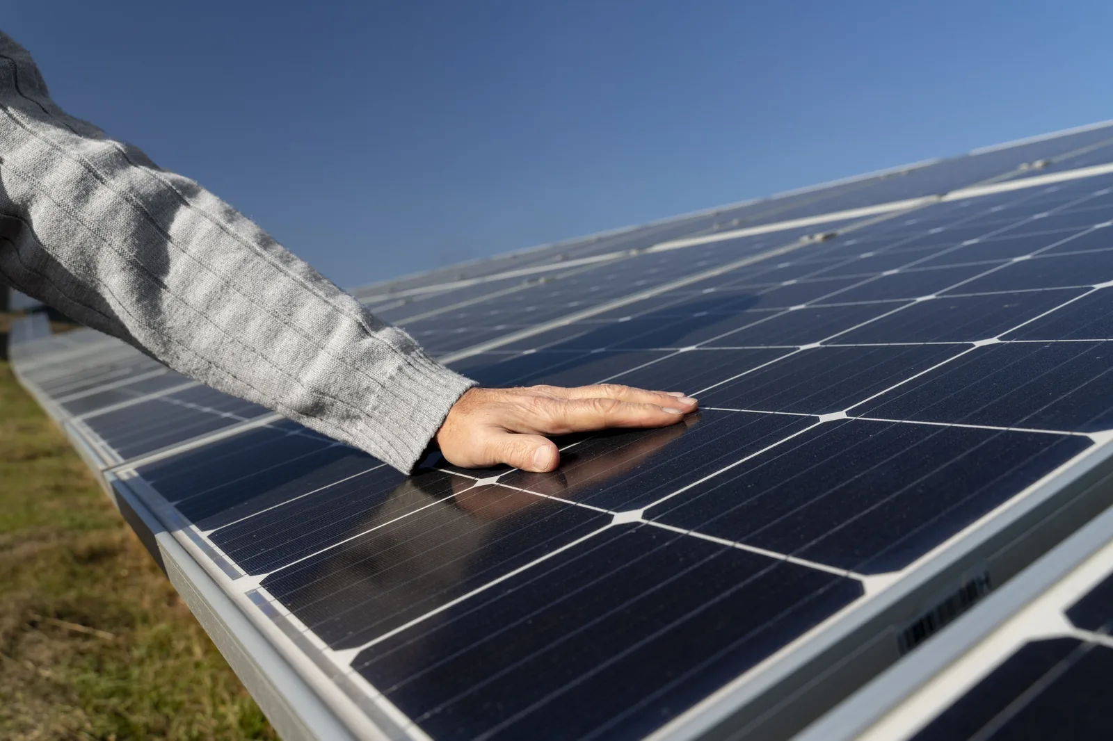 Aumento nos impostos e fim das cotas trazem desafios para o setor fotovoltaico no Brasil