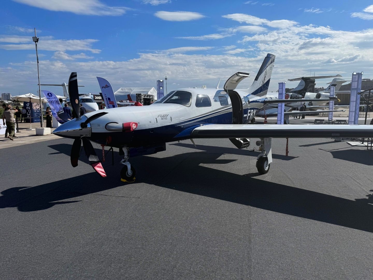 LABACE 2026 mostra que a importação vai além da compra de uma aeronave